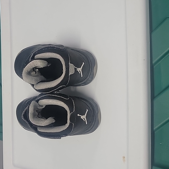 Jordan - Picture 3 of 3